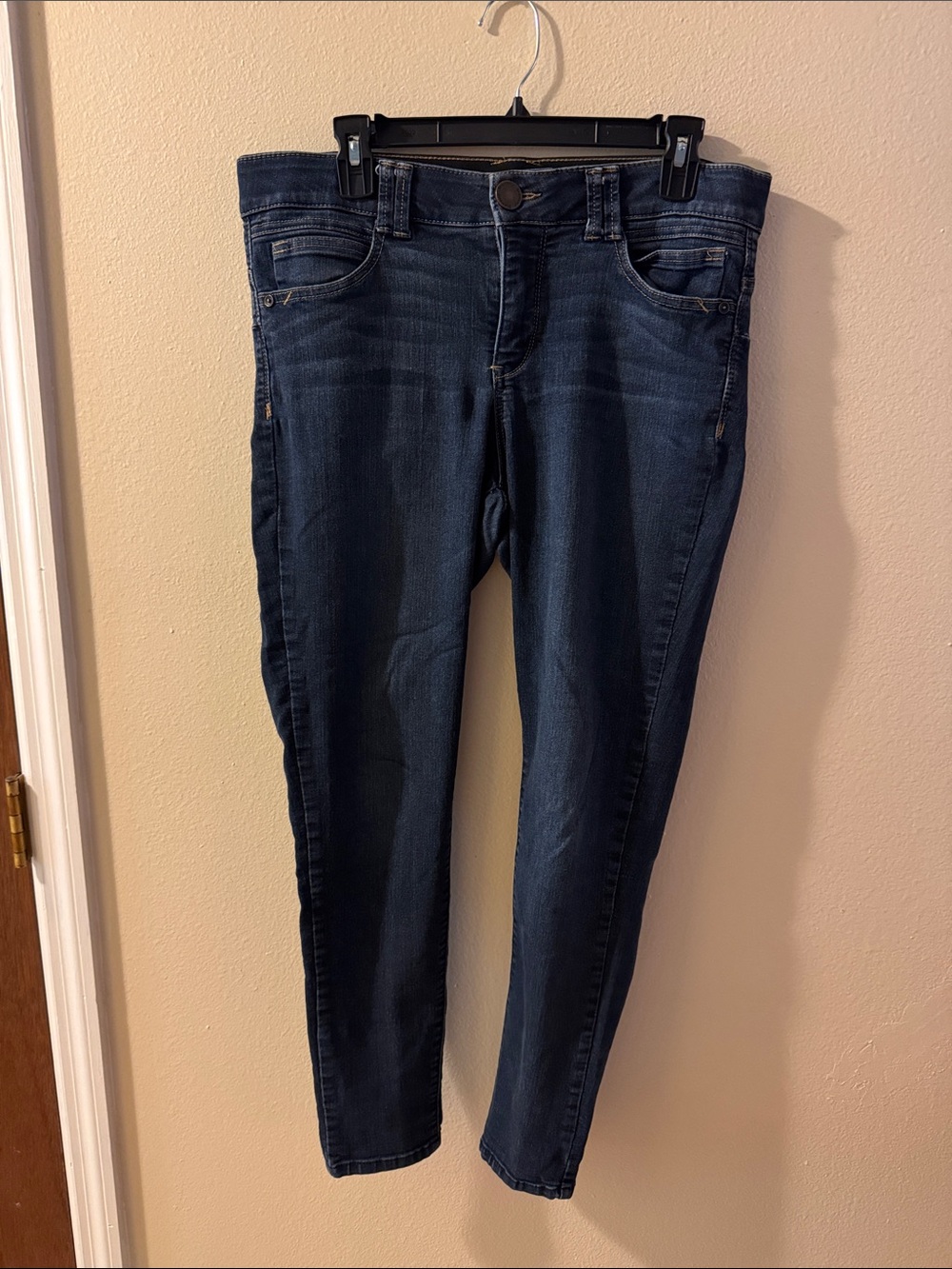 Democracy Women's Skinny Jeans in Dark Blue Wash